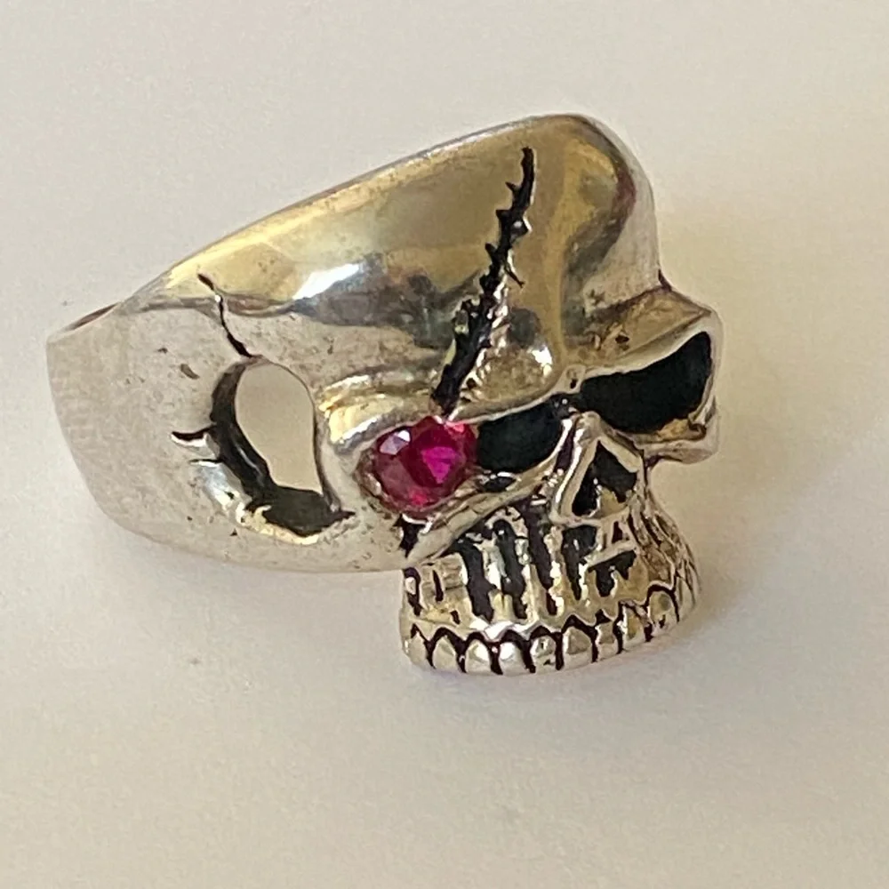 925 sterling silver biker pirate skull ring pink